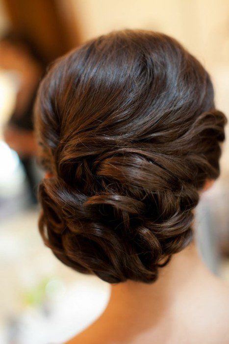 hair-bun-weddings