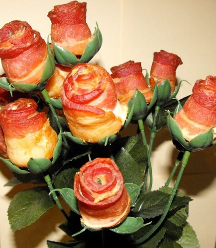 Wedding food bacon roses