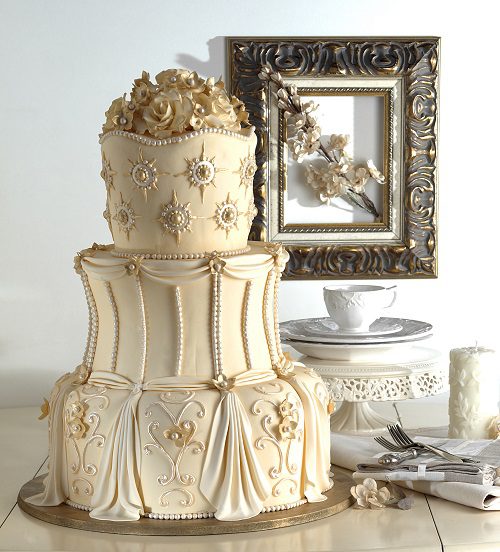 popular wedding cake flavors 2014