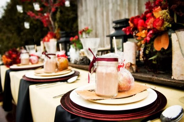 red black taupe wedding tablescape