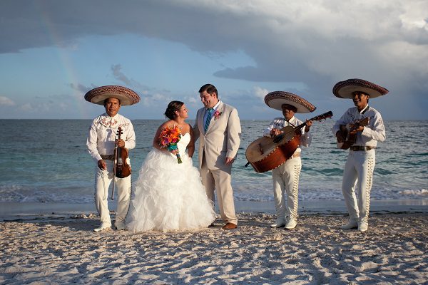 how to plan destination wedding in Mexico