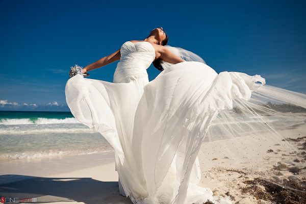 beach wedding photographer Fine Art Studio