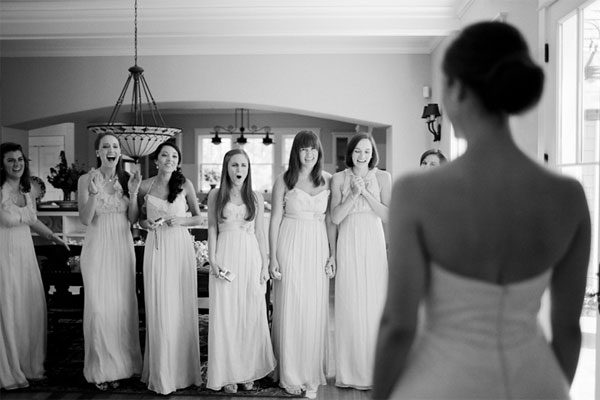 bridesmaid reactions must have wedding photos